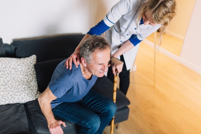 Chiropractic Care for Seniors: How It Helps with Mobility and Pain Relief